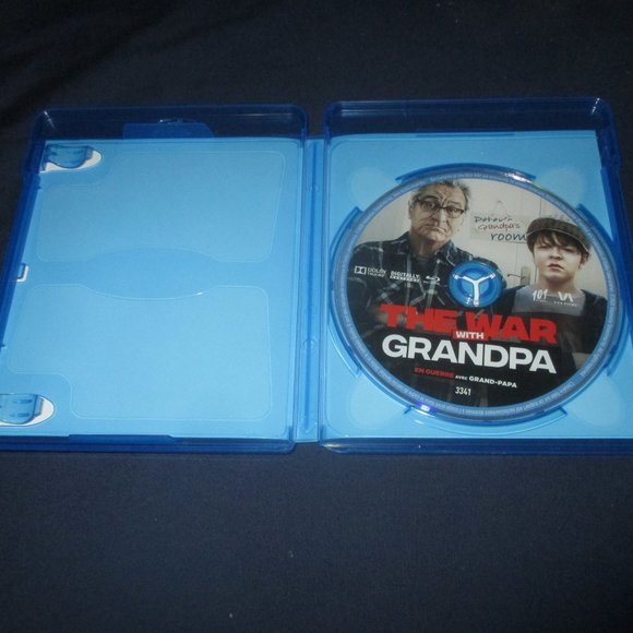The War with Grandpa (Blu-ray, 2020, Canadian) Robert De Niro - Picture 2 of 3